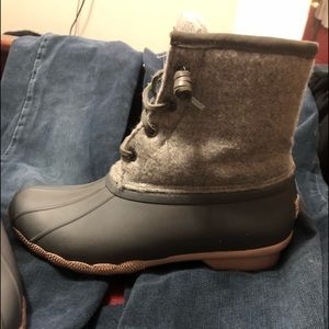 Sperry duck boots